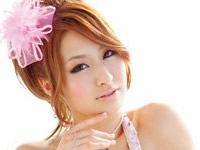 松嶋れいな おっぱい大きいしメチャ美人なお姉さんと海で青姦3P乱交