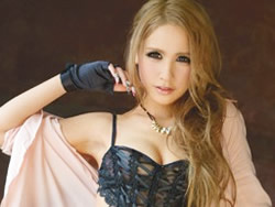 あいかりん 彼氏とエッチした後でセフレくんとハメて不倫までしちゃう激カワギャルモデル画像